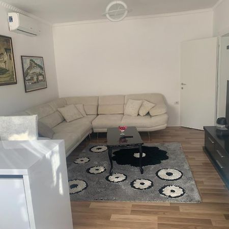 Apartamento Flat In Berat'S Center Exterior foto