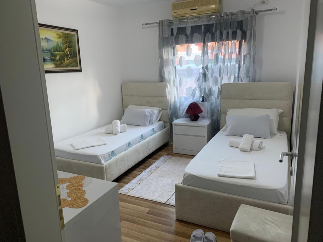 Apartamento Flat In Berat'S Center Exterior foto