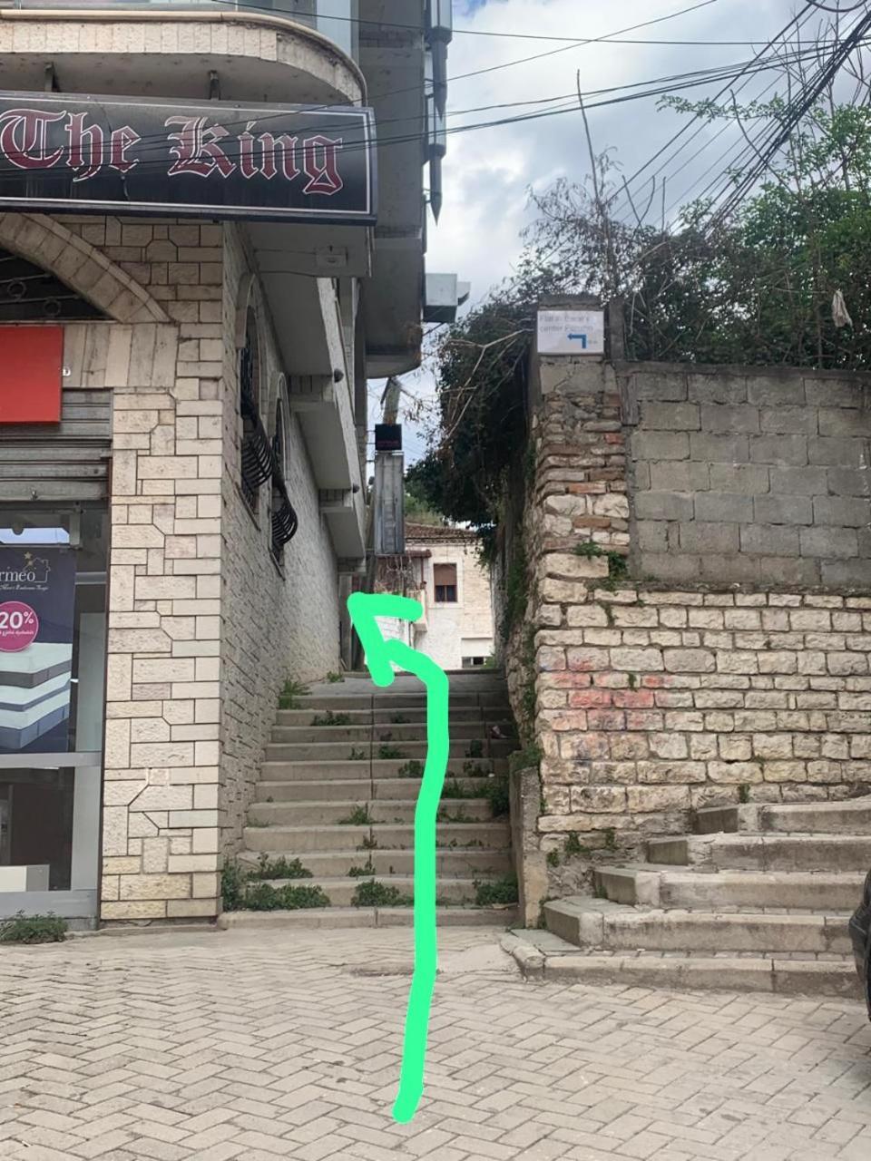 Apartamento Flat In Berat'S Center Exterior foto
