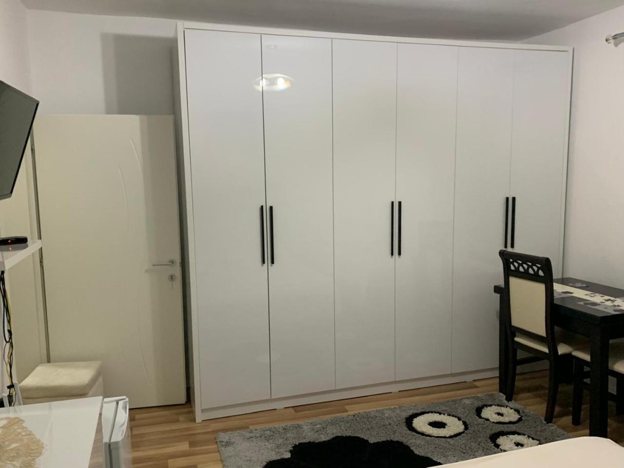 Apartamento Flat In Berat'S Center Exterior foto