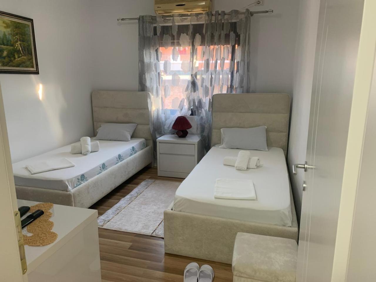 Apartamento Flat In Berat'S Center Exterior foto