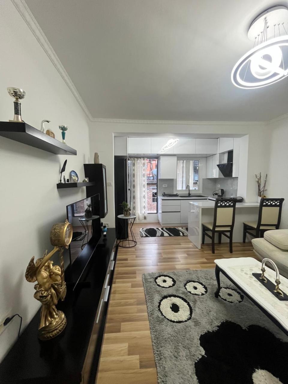 Apartamento Flat In Berat'S Center Exterior foto